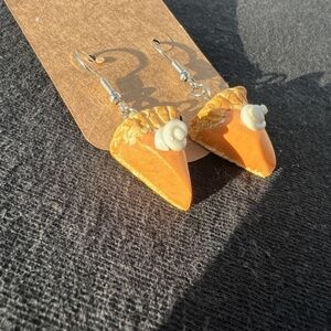 Pumpkin pie earrings